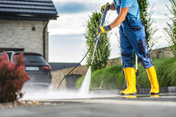 Best Garage Pressure Washing  in Darby, PA